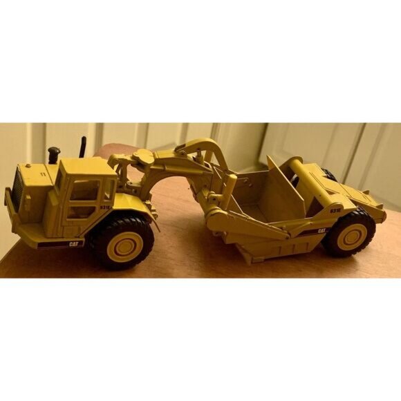 1:50 Norscot CAT 631E Caterpillar Die-Cast Scraper Tractor - Picture 6 of 12